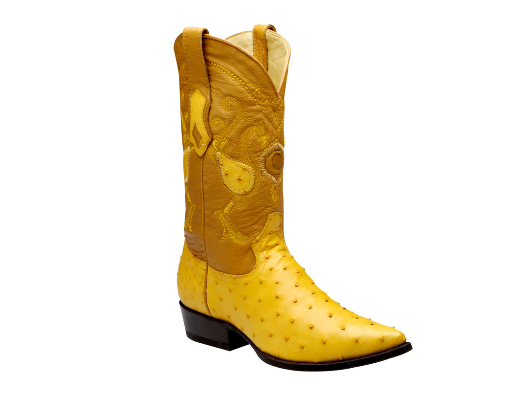 Bota vaquera de cuero amarillo con textura de avestruz en la punta y bordados decorativos en la caña.