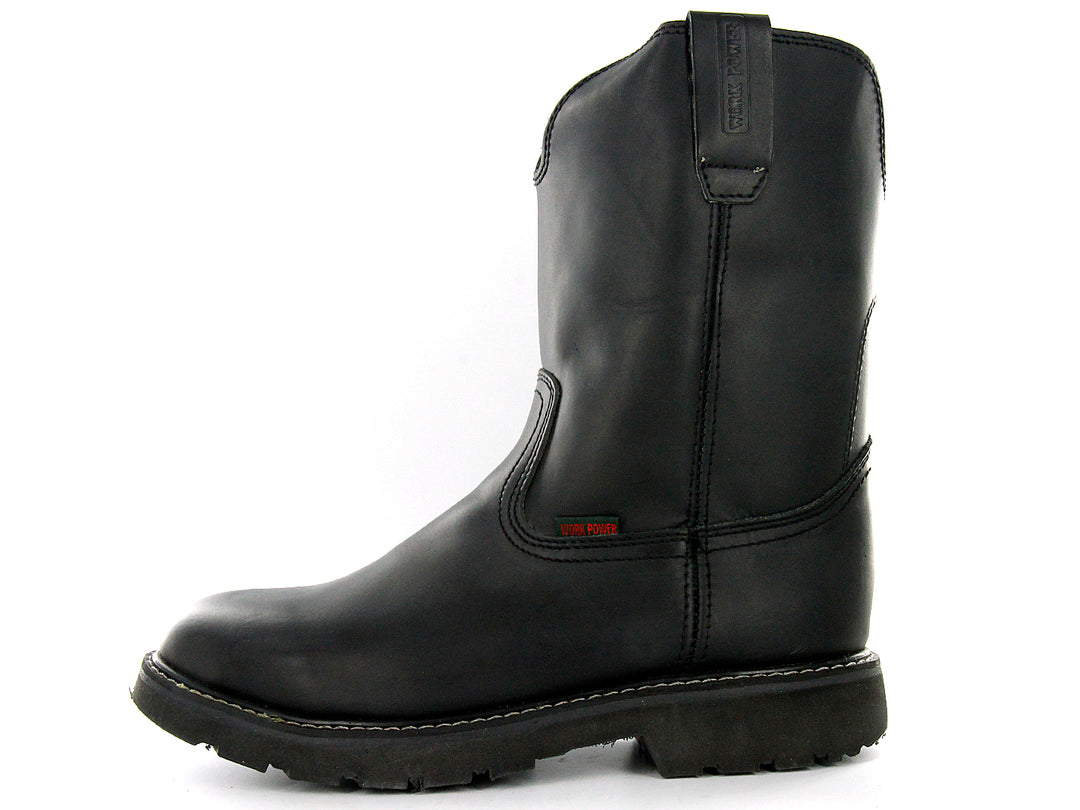 Par de botas negras de cuero estilo Roper de la marca Work Power sobre fondo blanco.