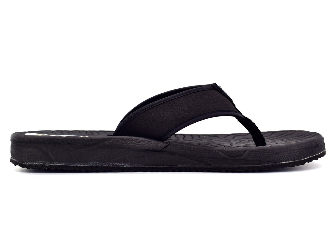 Par de sandalias CARAY FLEX color negro con diseño ergonómico y suela texturizada.