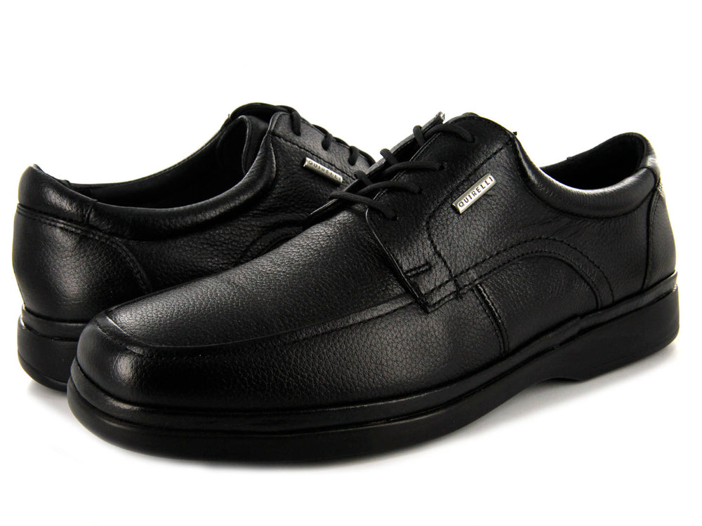 Zapato casual de cuero negro con agujetas y suela cómoda para hombre.