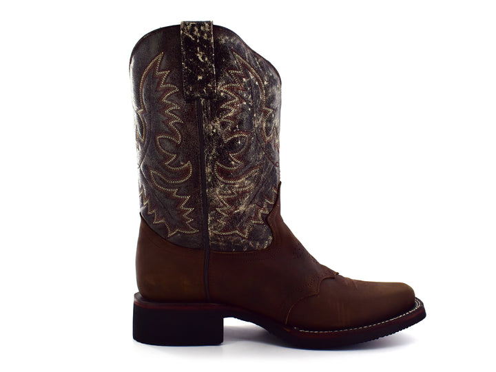 Bota vaquera Israel Boots modelo Crazy Cafe Frontier en color marrón con detalles bordados en la caña.