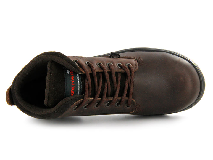Botas de trabajo WORK POWER color chocolate con suela negra y cordones.