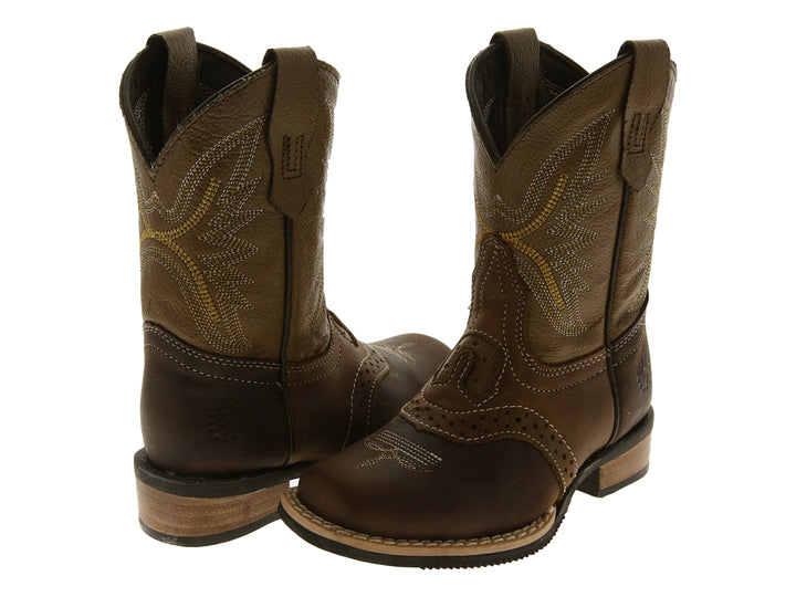 Botas vaqueras para niño en tonos marrón y arena con detalles bordados en el tallo.