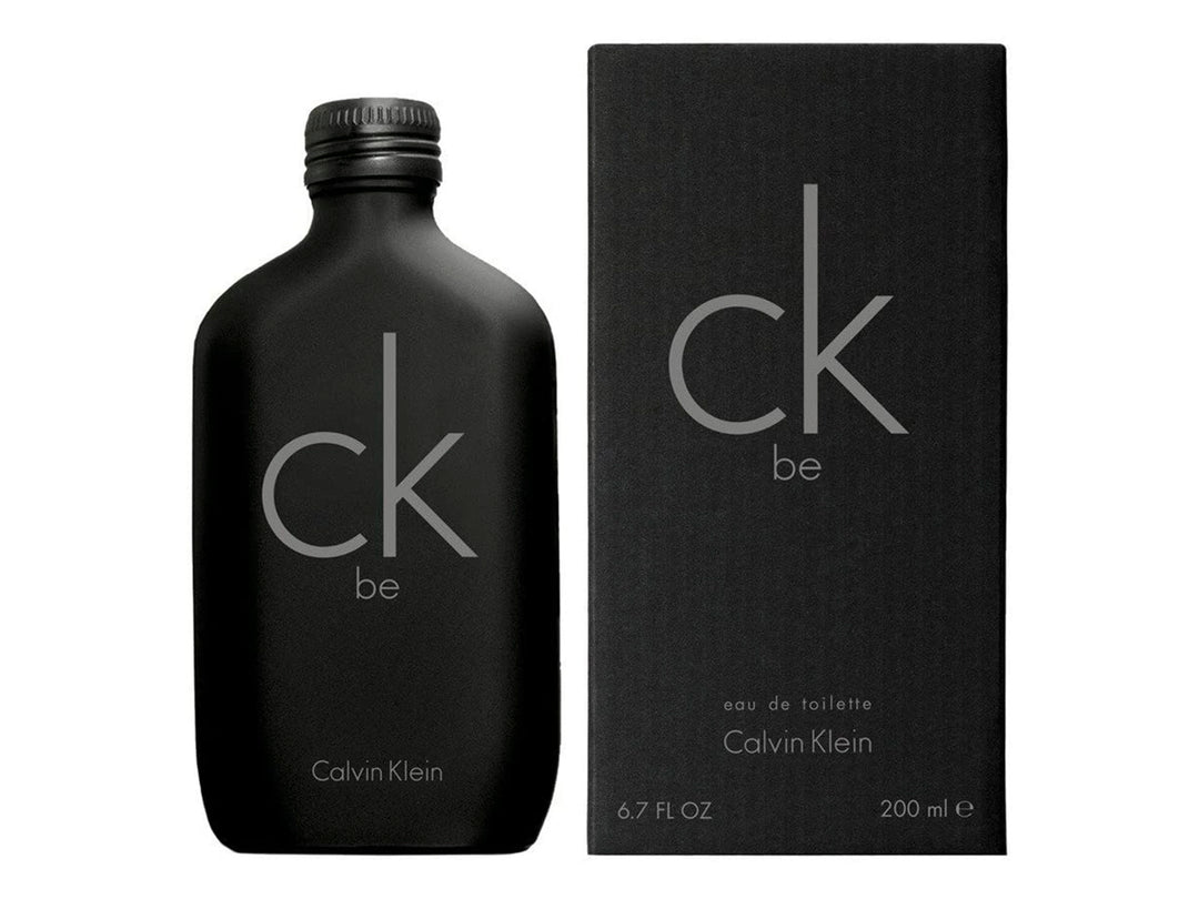Botella y caja de perfume Calvin Klein CK Be en color negro mate.