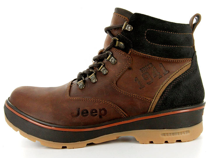 Bota Jeep color bronce con detalles en negro y suela robusta para hombre.