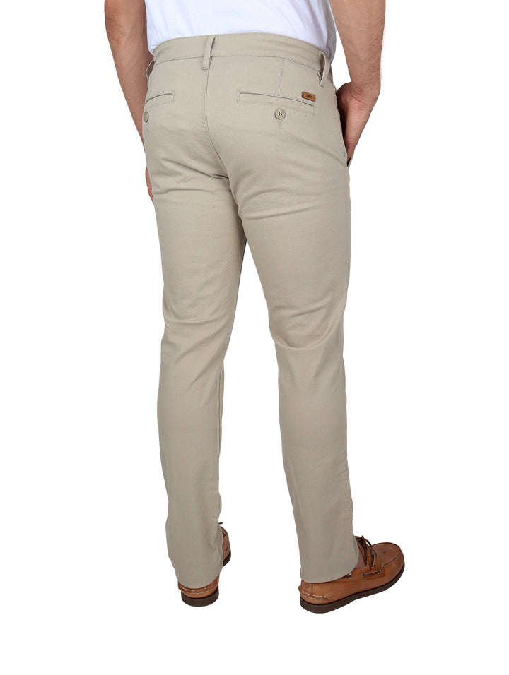 Pantalón OGGI Chino Slim Fit Color Khaki