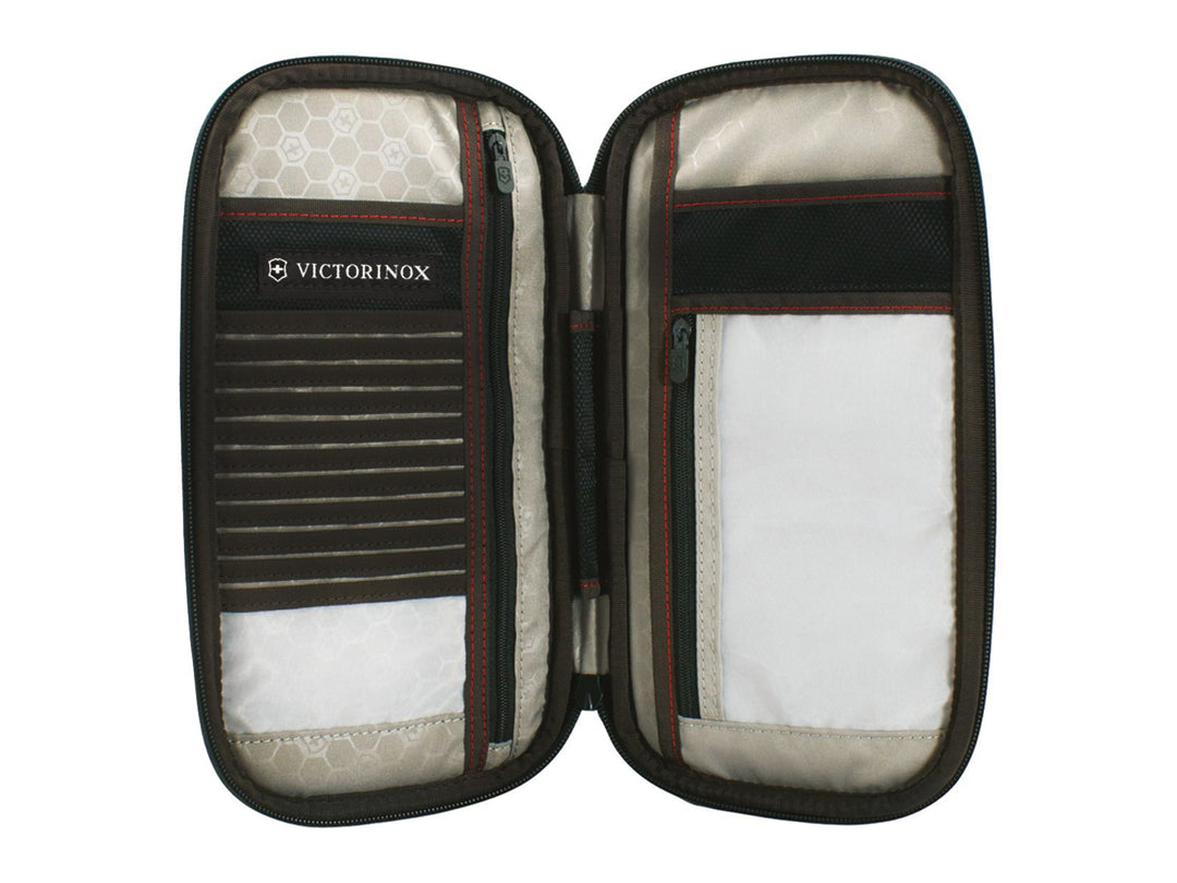 Organizador de documentos Victorinox en color negro con bordes redondeados y cierre.