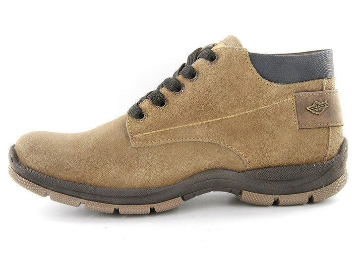 Botas Dockers Tucson para hombre en color iron con acabado mate y cordones.
