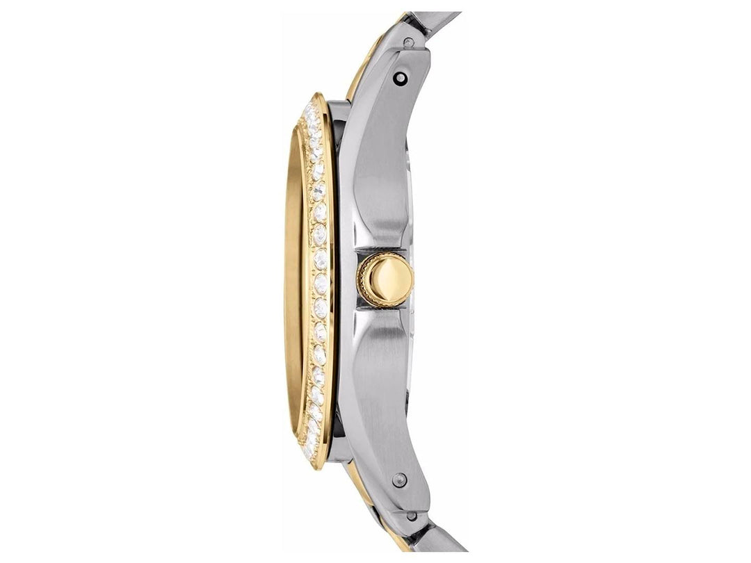 Reloj Fossil bicolor en plata y dorado para mujer, con bisel adornado con cristales y esfera blanca.