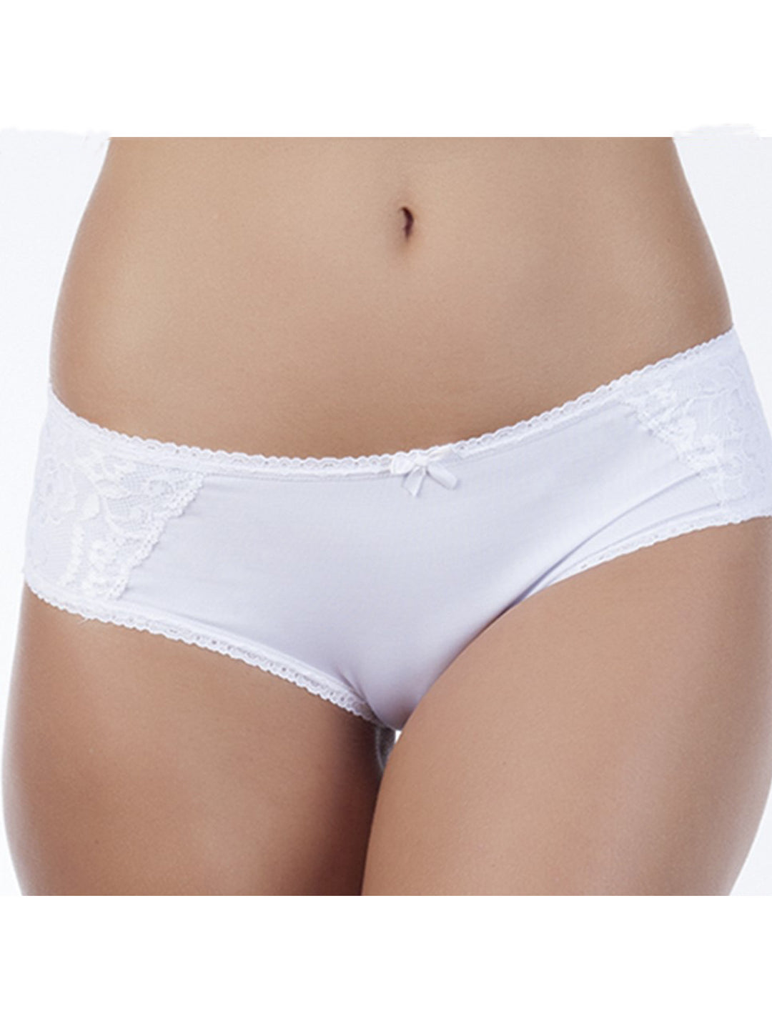 Panty blanco de corte bikini para mujer con detalles de encaje y un pequeño lazo al frente.