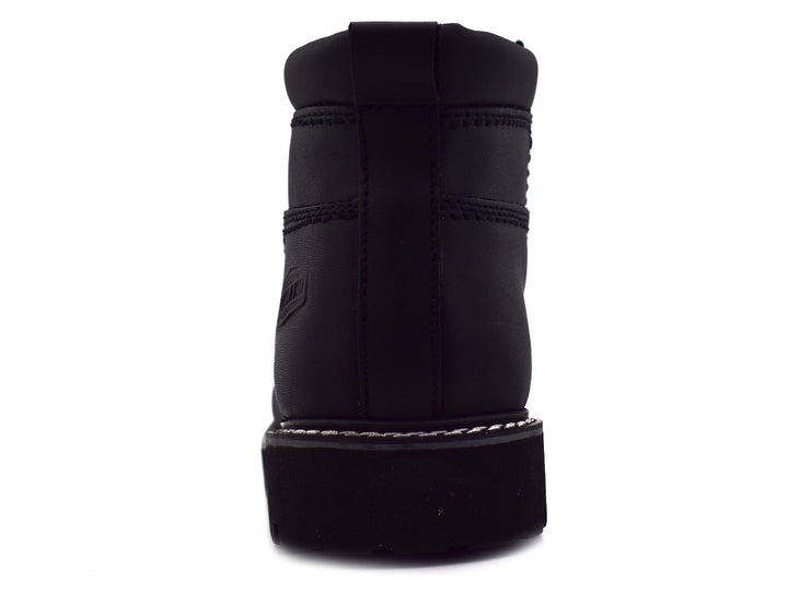 Botín negro de material sintético con cordones y costuras blancas contrastantes para niño.
