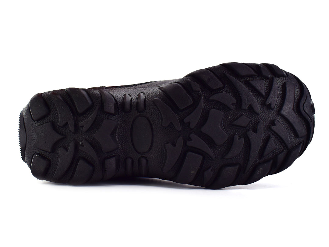 Bota táctica Marco Delli color negro de caña alta con suela robusta y cierre de cordones.