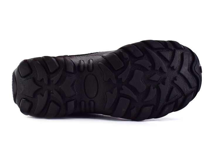 Bota táctica Marco Delli color negro de caña alta con suela robusta y cierre de cordones.