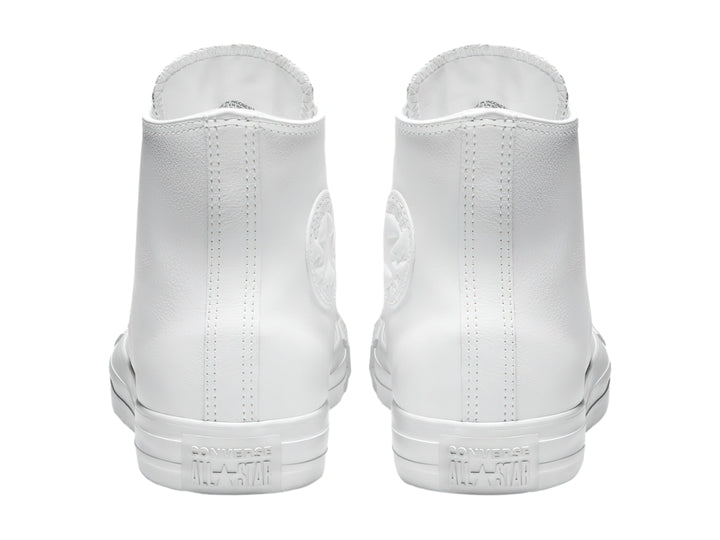Tenis Converse Chuck Taylor All Star Hi en color blanco, estilo bota alta con agujetas y suela de goma.
