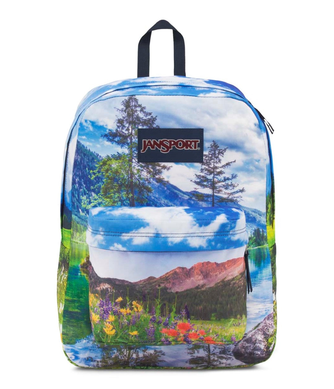 Mochila JanSport con estampado de paisaje natural que incluye montañas, cielo azul y flores silvestres.