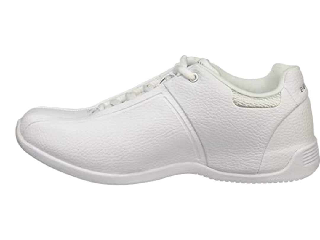 Tenis K-Swiss Montrau color blanco con textura de cuero granulado y suela blanca.