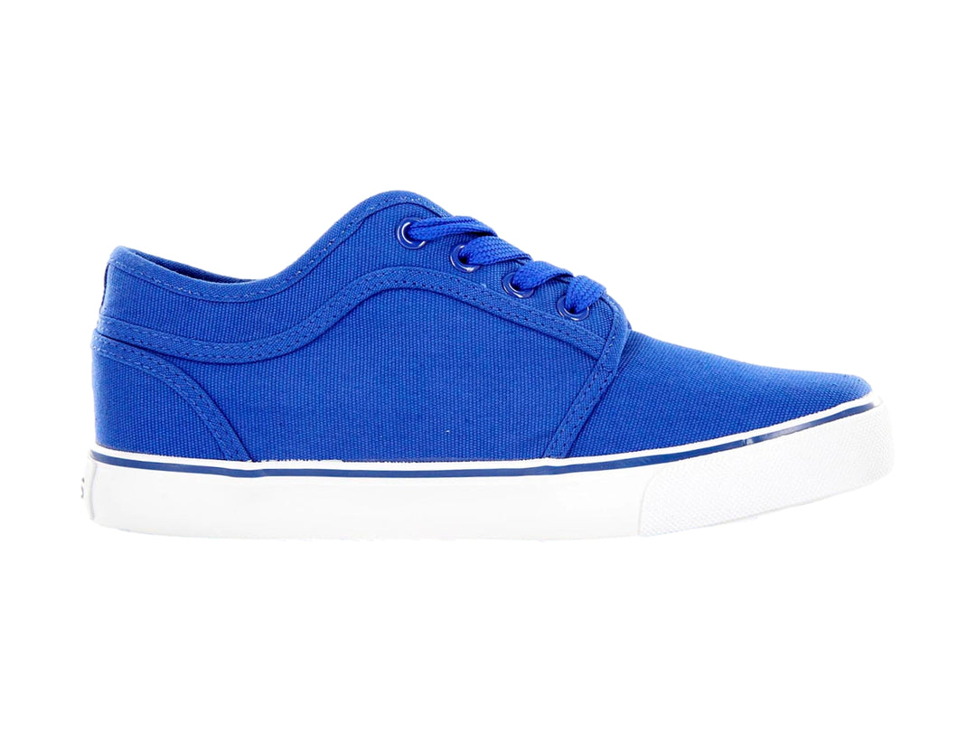 Tenis K-Swiss para niño en color azul royal con suela blanca y agujetas coordinadas.