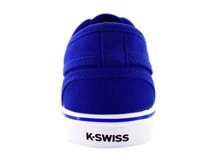 Tenis infantiles K-SWISS de color azul royal con suela blanca y agujetas coordinadas.