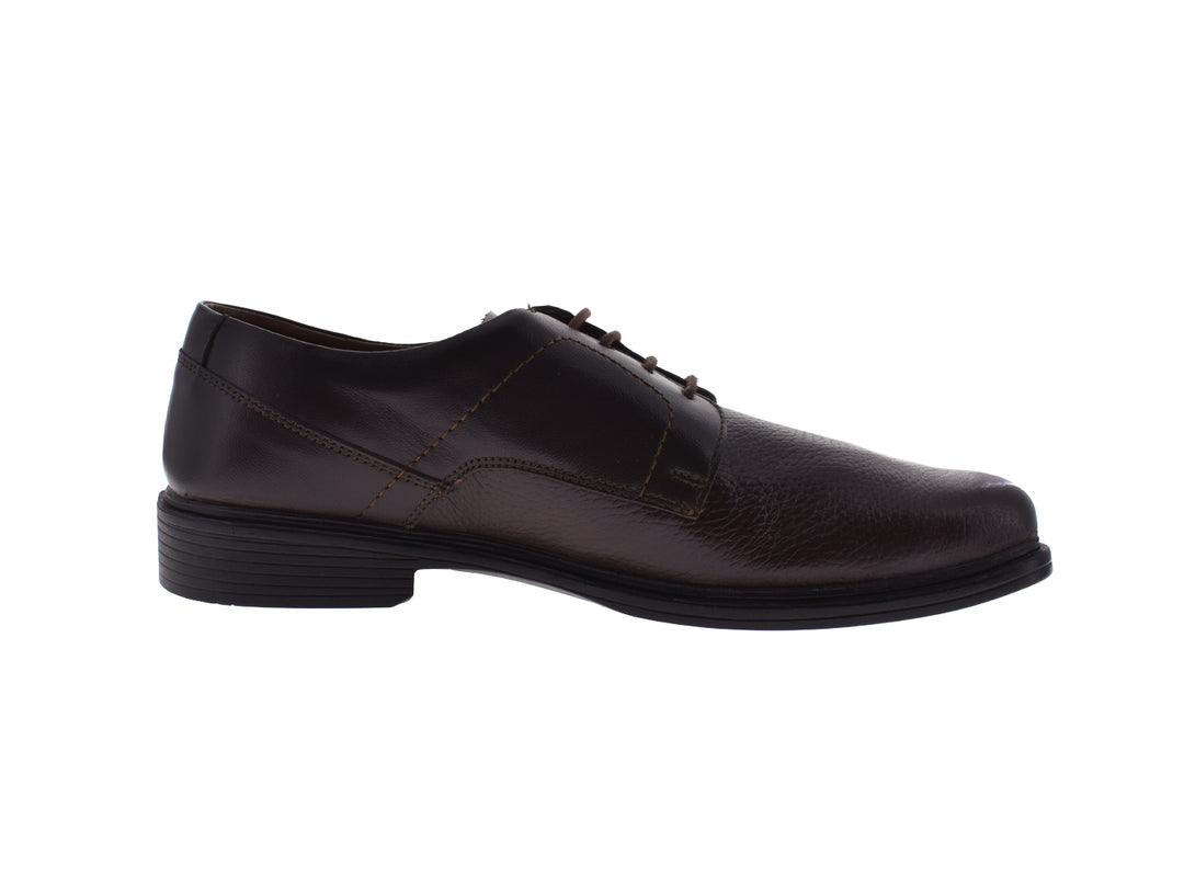 Zapato formal JARKING para hombre en color café oscuro con textura de cuero y agujetas.