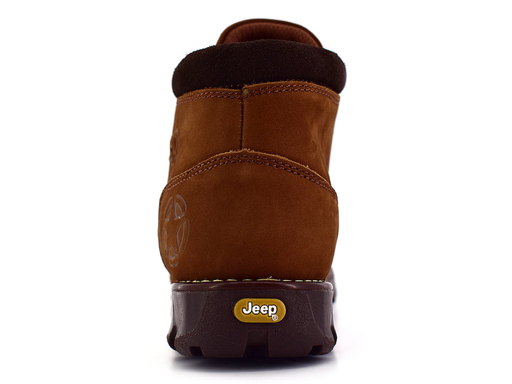 Bota Jeep 1950 de nobuck color bronce con suela marrón oscuro y cordones