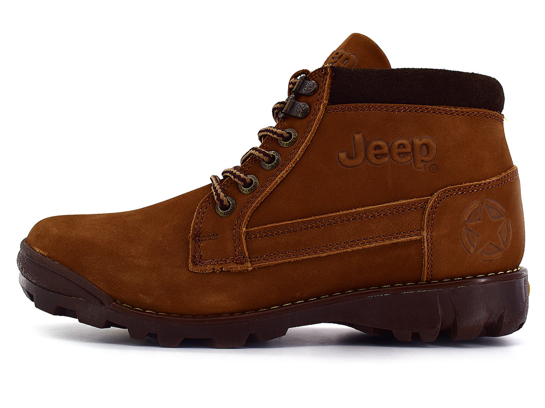 Bota Jeep 1950 de nobuck color bronce con suela marrón oscuro y cordones