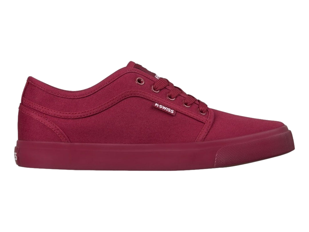 Tenis K-Swiss Forest color burgundy monochrome de tela con suela a juego.