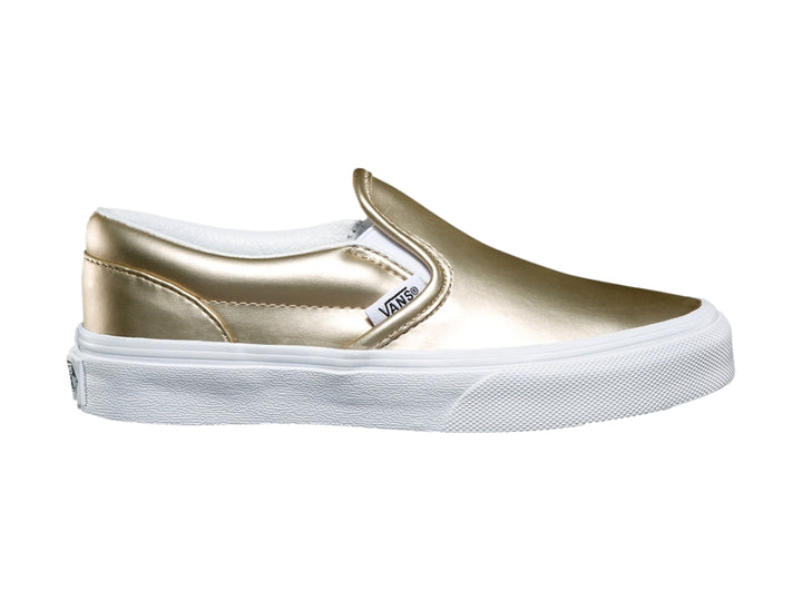 Zapato Vans slip-on para niño en color dorado metálico con suela blanca clásica.