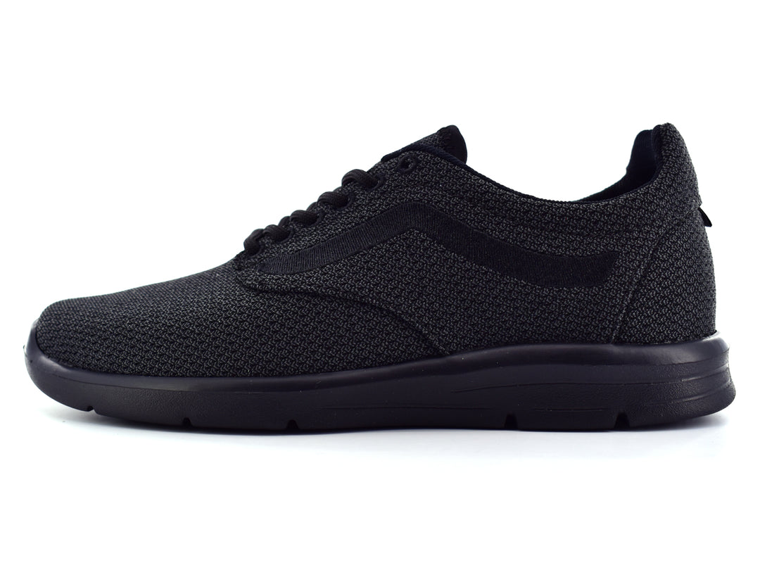Tenis VANS ISO 1.5 color negro con tejido de malla y suela plana.