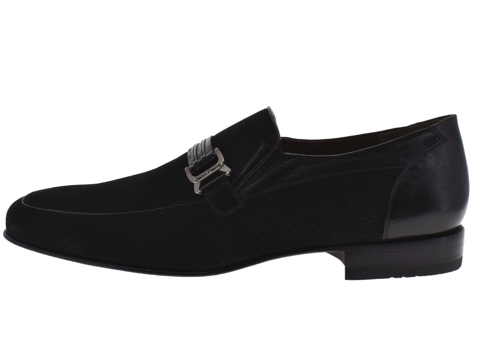 Zapatos negros para hombre marca Jean Pierre con detalle de hebilla y acabado en cuero y gamuza.