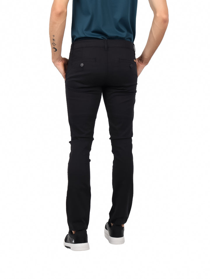 Pantalón Chino Slim OGGI Negro