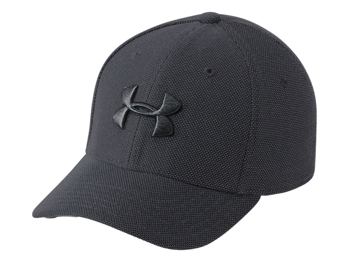Gorra deportiva Under Armour de color negro con logotipo frontal en relieve y textura de tela jaspeada.