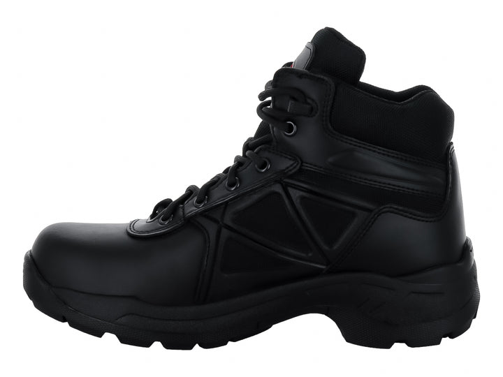 Bota táctica OC Tactical de color negro, con suela gruesa y diseño resistente para actividades intensas.