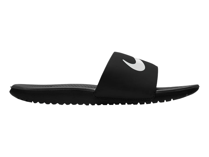 Sandalias Nike Kawa Slide en color negro con logotipo blanco en la banda superior.