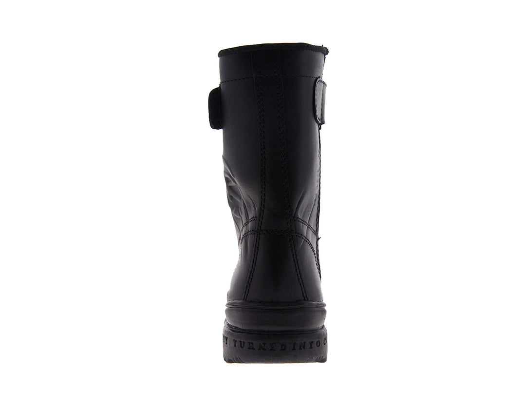 Botas negras de caña alta para hombre con cordones y correa en la parte superior.