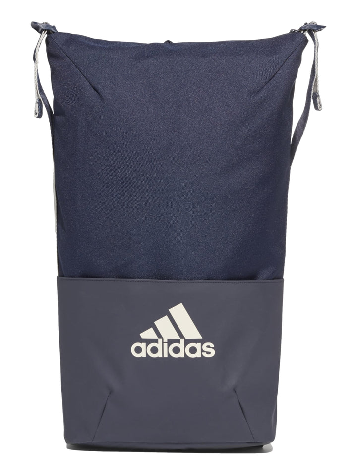 Mochila Adidas ZNE Core color azul marino con logotipo blanco en la parte inferior.