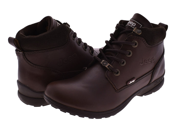Par de botas Jeep Patriot para mujer en color café con agujetas y acabado mate.