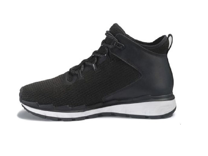 Tenis deportivos Caterpillar Stratify color negro con suela blanca para hombre.