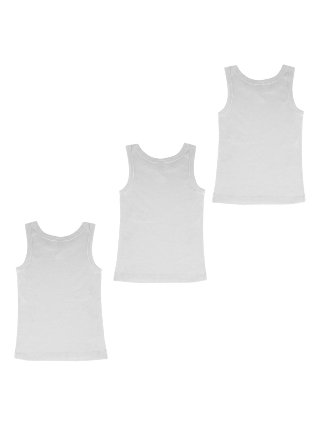 Set de tres camisetas blancas sin mangas para niño.
