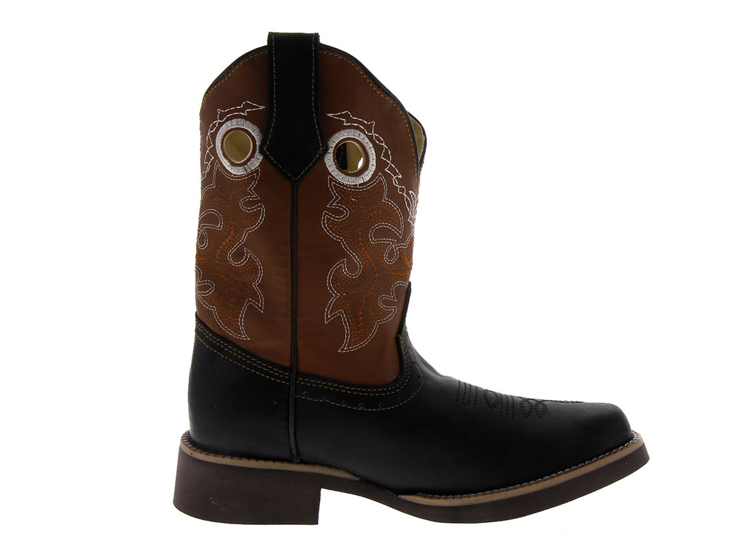 Botas vaqueras para mujer en colores negro y habana con costuras decorativas blancas.