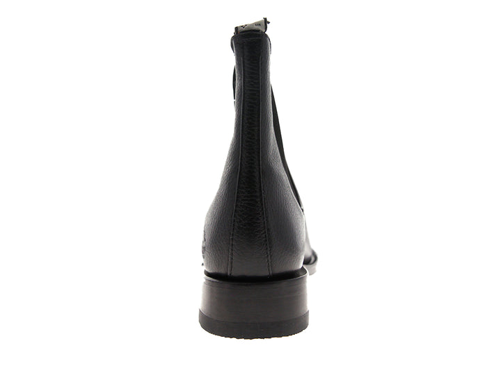 Par de botas Chelsea de cuero negro para hombre con acabado elegante y punta redondeada.