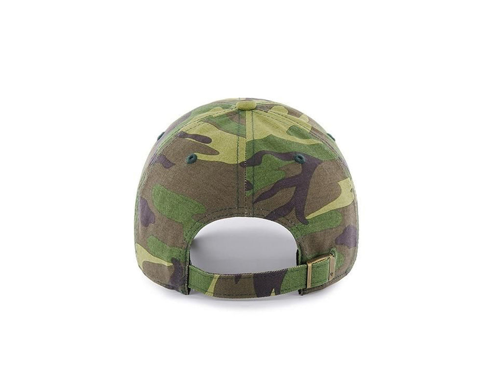 Gorra de béisbol 47 Brand con estampado de camuflaje verde y logo de los Dodgers de LA en color negro.