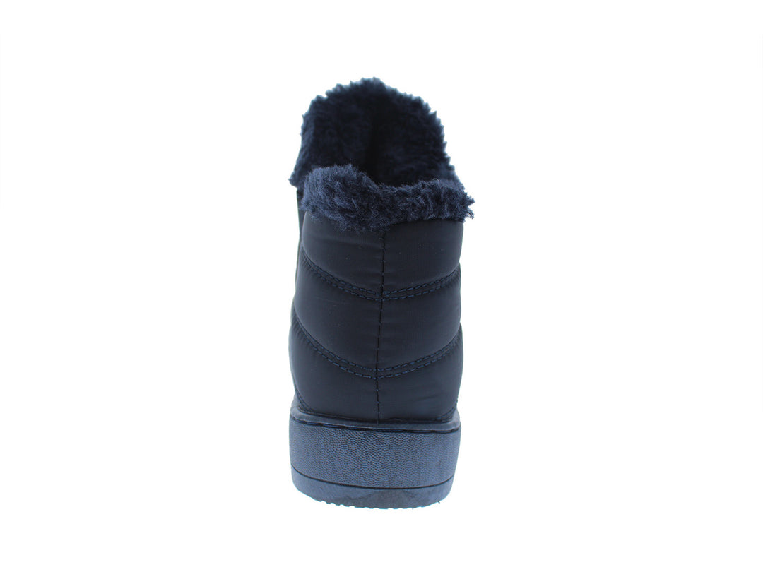 Botas Furor color azul navy con diseño acolchado y forro interior de piel sintética para invierno.