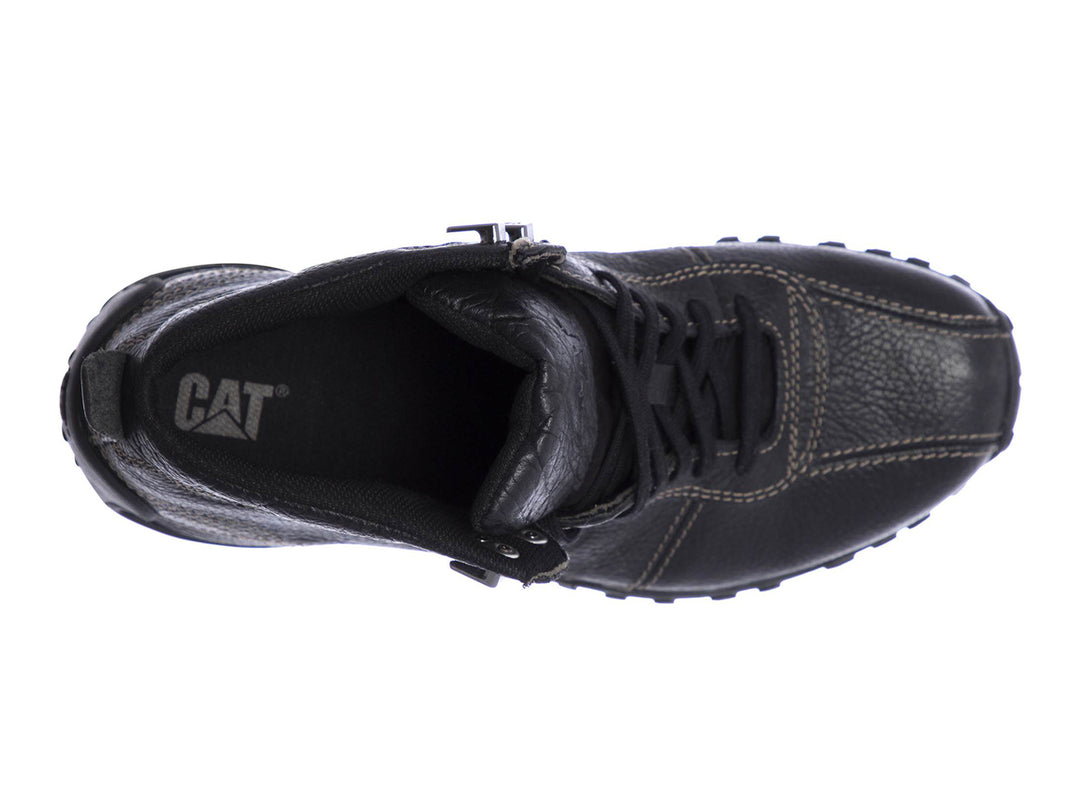 Botín Caterpillar de cuero negro con costuras cafés y suela robusta para hombre.