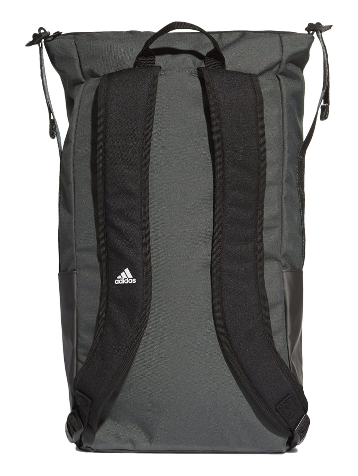 Mochila Adidas ZNE Core de dos tonos oscuros con logotipo blanco en la parte inferior.