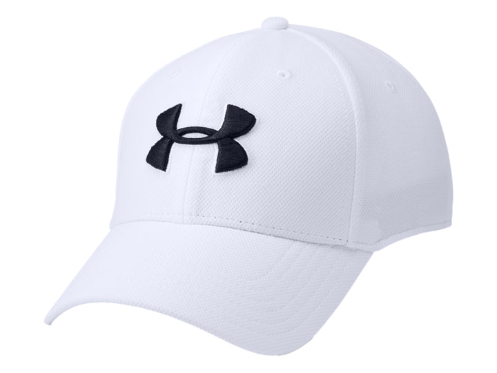 Gorra deportiva Under Armour de color blanco con logotipo negro frontal.