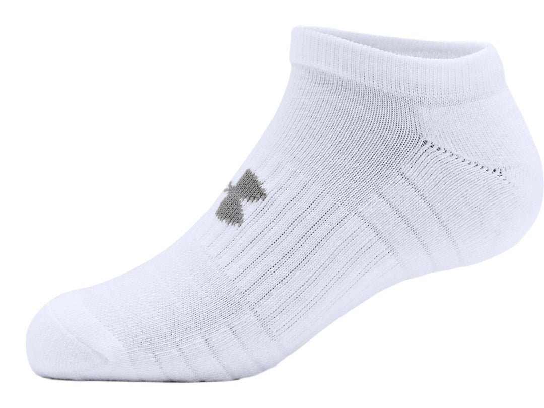 Calcetín deportivo Under Armour de color blanco con logotipo en gris acero.