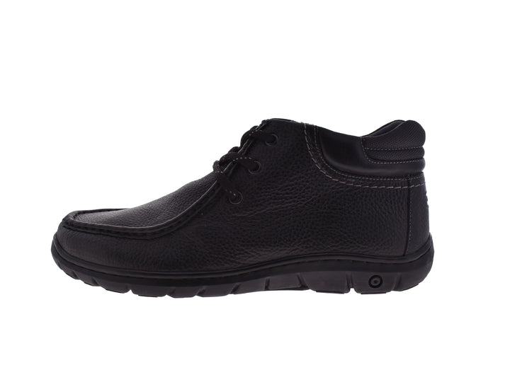 Zapato casual JARKING color negro de cuero con textura rugosa y cordones.