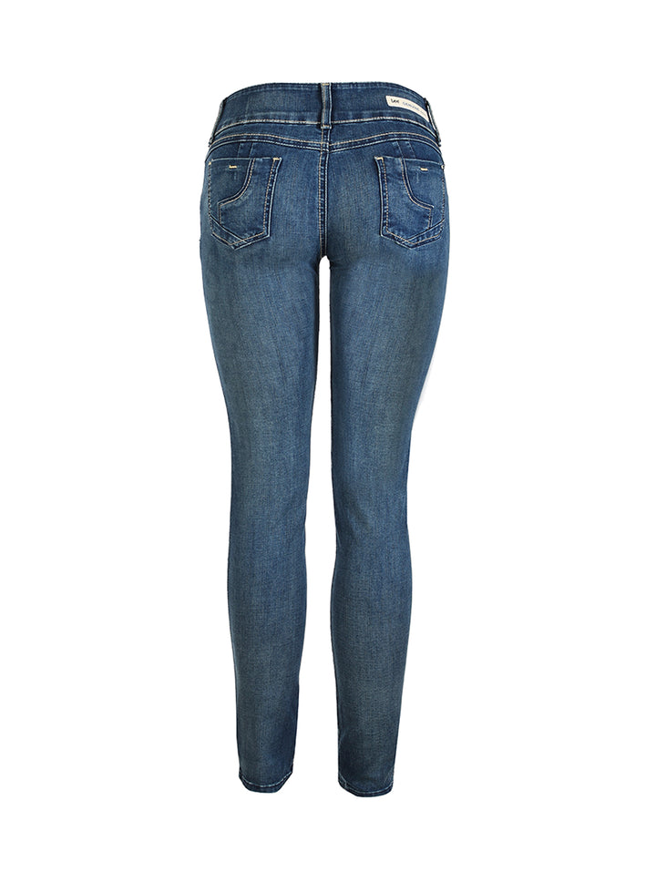 Jeans LEE 515NB para mujer en color azul índigo con corte ajustado.