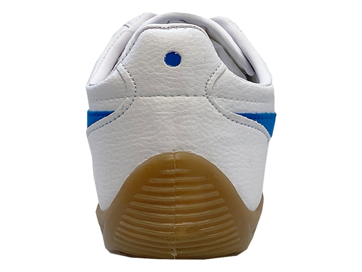 Tenis Panam para niño color blanco con franja azul y suela color miel.