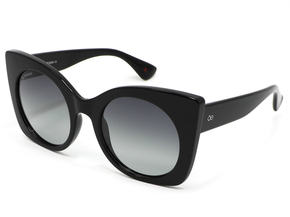 Lentes de sol para mujer Cloe color negro con cristales en tono gris degradado.